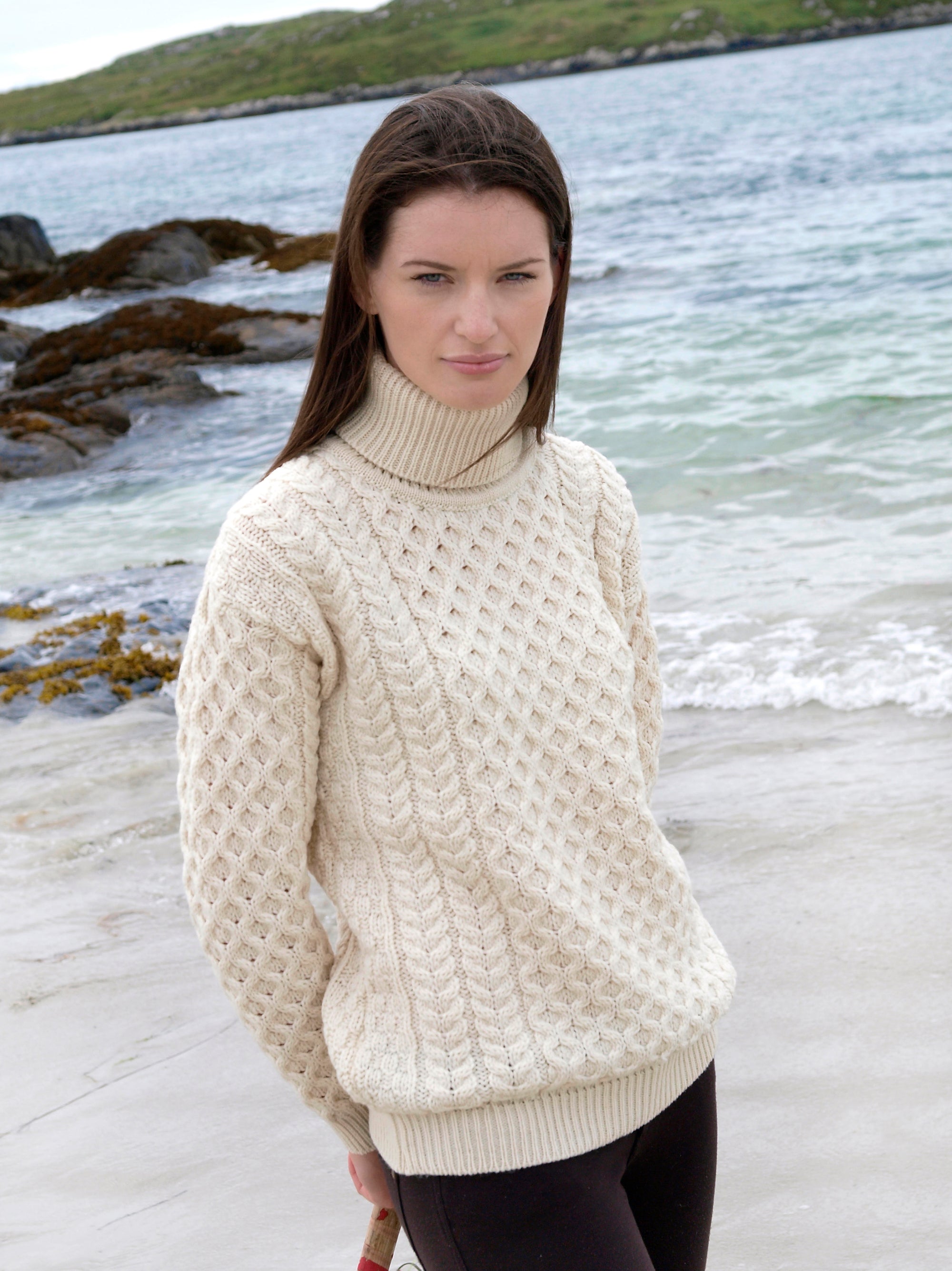 CULTURAL FACTS ABOUT TURTLENECK ARAN SWEATERS FROM IRELAND